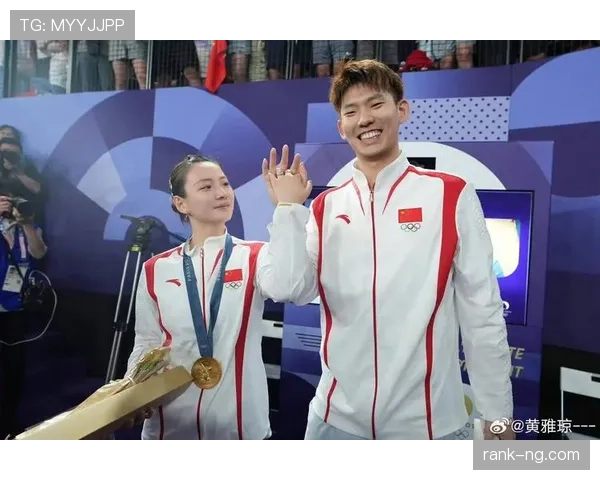 黄雅琼训练间被拍,鞋架上全是限量运动鞋?这得赚多少才敢这么奢侈啊! 黄雅琼训练间被拍,鞋架上全是限量运动鞋?这得赚多少才敢这么奢侈啊!